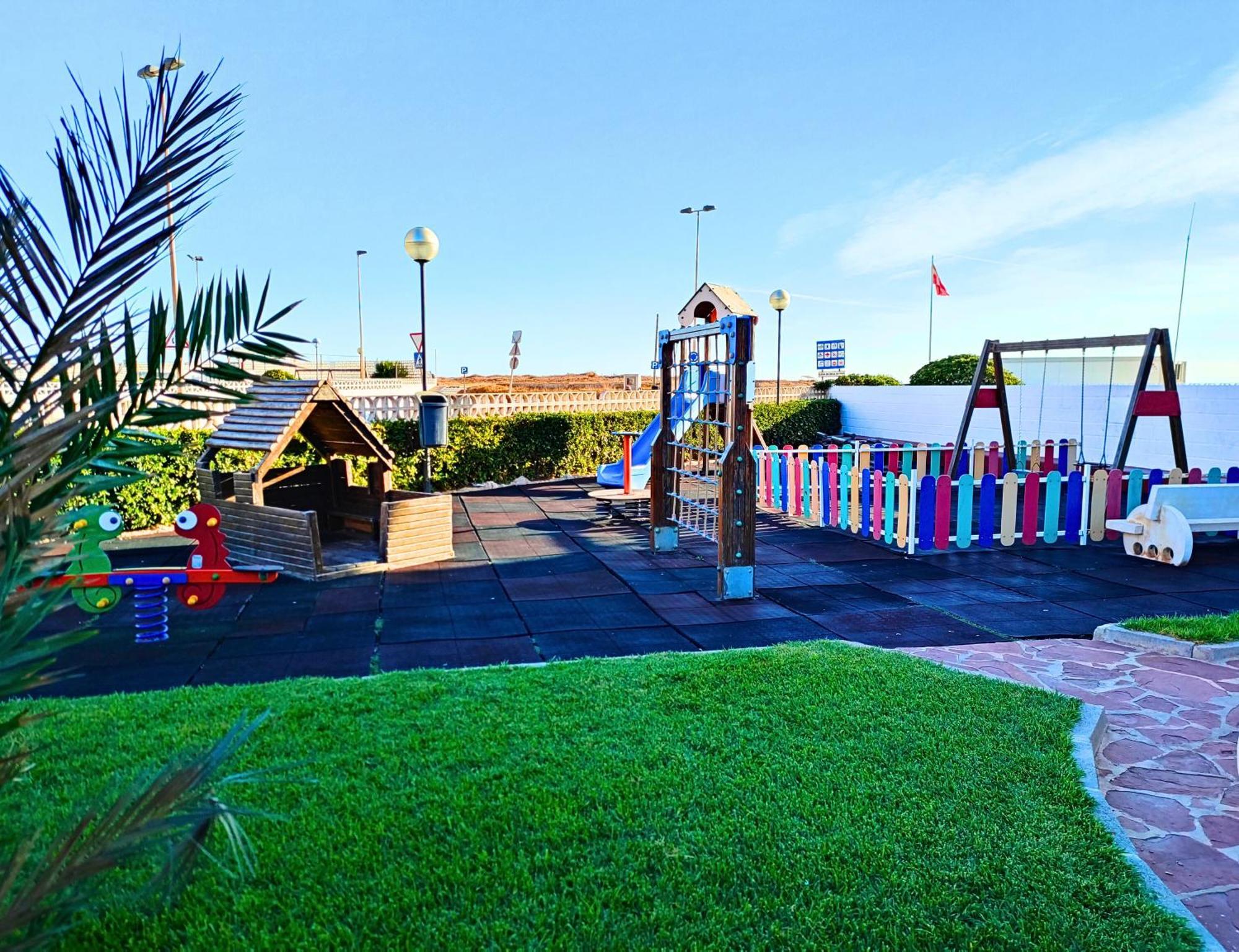 Apartamento Premium Con 5 Piscinas Barbacoa Tenis Frontenis 마레니 블라우 외부 사진